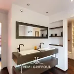 The Cosmopolitan Architect Design With Rooftop Jacuzzi 8 Guests Дом отдыха