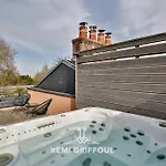 The Cosmopolitan Architect Design With Rooftop Jacuzzi 8 Guests Онфлёр