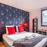 Дом отдыха The Cosmopolitan Architect Design With Rooftop Jacuzzi 8 Guests *
