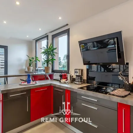 The Cosmopolitan Architect Design With Rooftop Jacuzzi 8 Guests Casa vacanze Honfleur