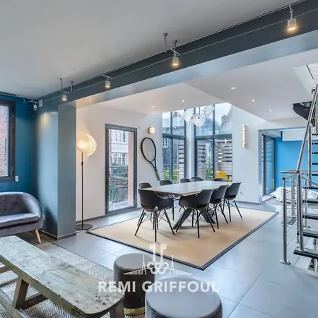 The Cosmopolitan Architect Design With Rooftop Jacuzzi 8 Guests