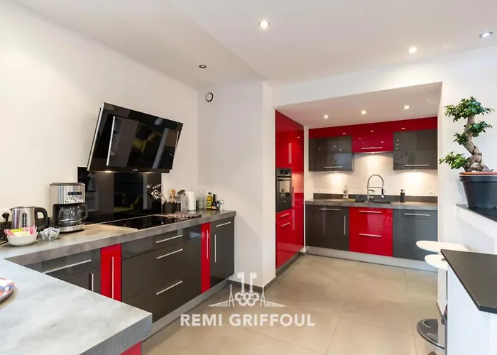 The Cosmopolitan Architect Design With Rooftop Jacuzzi 8 Guests * Honfleur