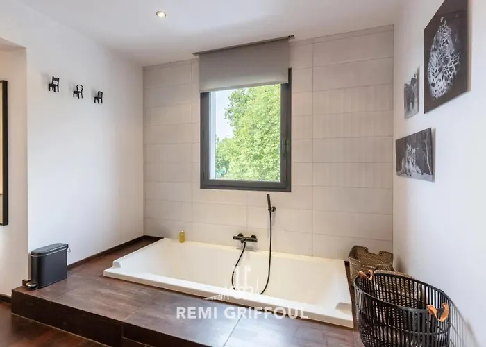 The Cosmopolitan Architect Design With Rooftop Jacuzzi 8 Guests Dom wakacyjny *