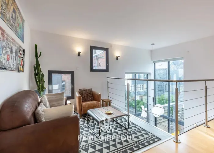 Dom wakacyjny The Cosmopolitan Architect Design With Rooftop Jacuzzi 8 Guests *