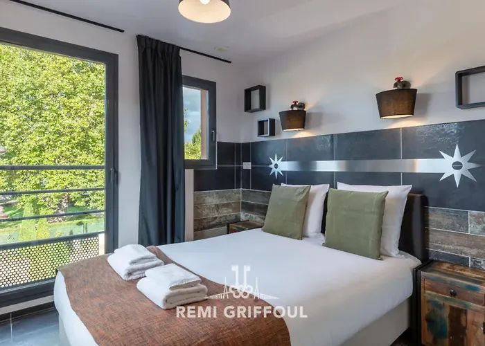 The Cosmopolitan Architect Design With Rooftop Jacuzzi 8 Guests *