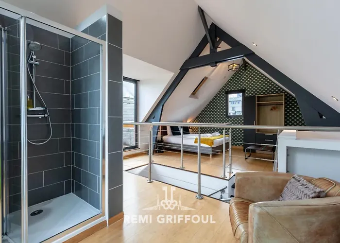 The Cosmopolitan Architect Design With Rooftop Jacuzzi 8 Guests Dom wakacyjny