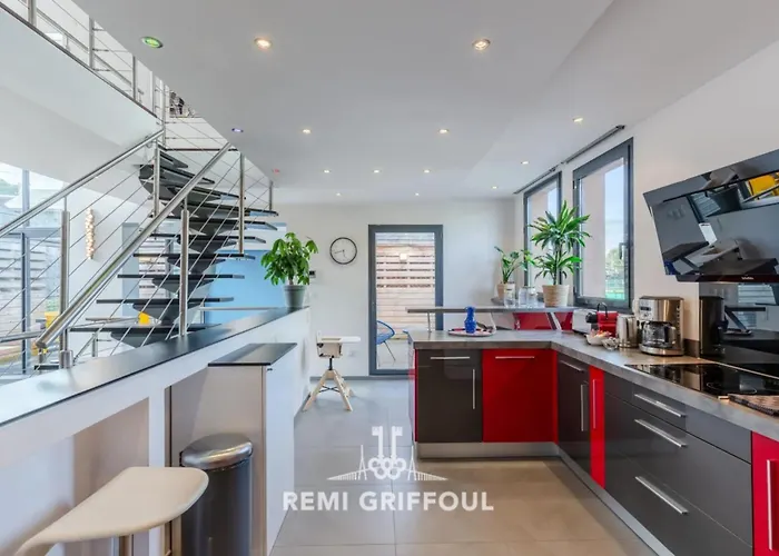 The Cosmopolitan Architect Design With Rooftop Jacuzzi 8 Guests * Honfleur