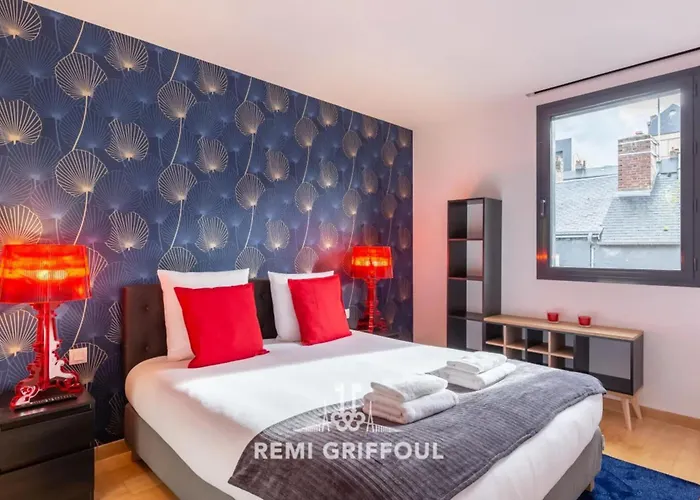 Dom wakacyjny The Cosmopolitan Architect Design With Rooftop Jacuzzi 8 Guests *